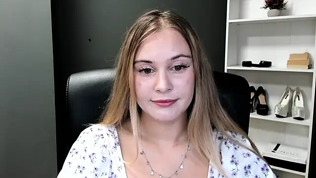 kitty valeria online show from July 5, 2026, 1:40 pm
