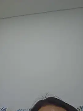 azumiichan online show from June 18, 2026, 12:44 am