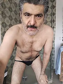 Snapshot of BushBator chatting on July 21, 2026, 2:08 pm BushBator online show from July 21, 2026, 2:08 pm