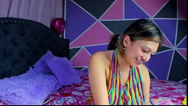 Emmily Walker online show from July 10, 2026, 3:55 am