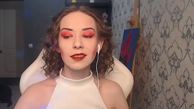 FascinatingEyess online show from July 10, 2026, 8:33 pm
