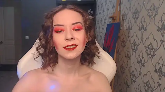 FascinatingEyess online show from July 18, 2026, 7:17 pm
