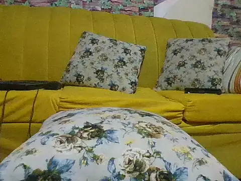 Snapshot of sherry_anne chatting on August 1, 2026, 7:51 am sherry anne online show from August 1, 2026, 7:51 am