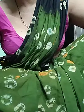 Rosy-B online show from June 19, 2026, 1:59 pm