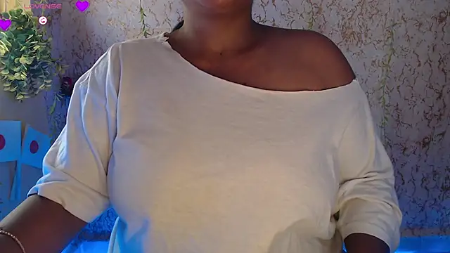 Prita07 online show from June 15, 2026, 4:04 am