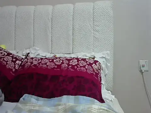 Snapshot of Shanty_Shaniz chatting on May 13, 2026, 4:43 am Shanty Shaniz online show from May 13, 2026, 4:43 am