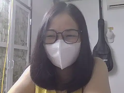 MaiHuong77 online show from November 2, 2025, 11:56 am