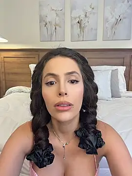 Snapshot of Amber_Rush_ chatting on June 10, 2026, 11:24 pm Amber Rush online show from June 10, 2026, 11:24 pm