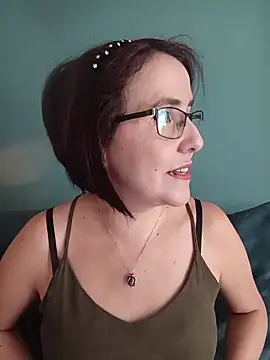 IsisBlake online show from June 21, 2026, 5:37 pm