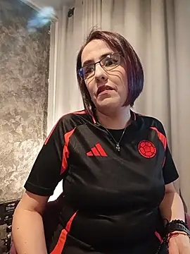 IsisBlake online show from June 23, 2026, 9:57 pm