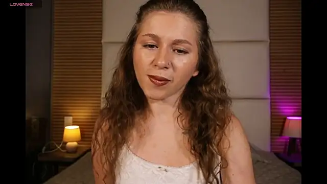 AliceBellamy online show from July 8, 2026, 10:36 pm