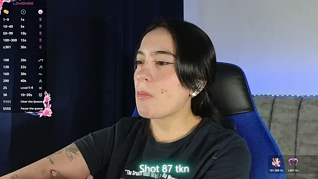 Snapshot of ZaraDames_ chatting on July 1, 2026, 2:02 am ZaraDames online show from July 1, 2026, 2:02 am