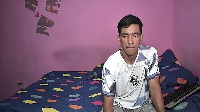 Sweetiefoxxx online show from July 2, 2026, 7:42 pm