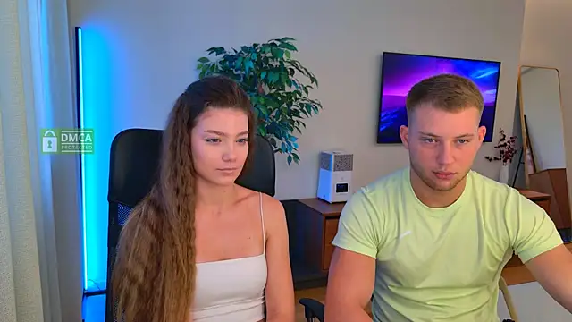 Jony and Jessica online show from July 11, 2026, 4:04 am