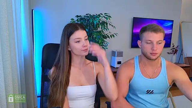 Jony and Jessica online show from July 25, 2026, 7:39 am