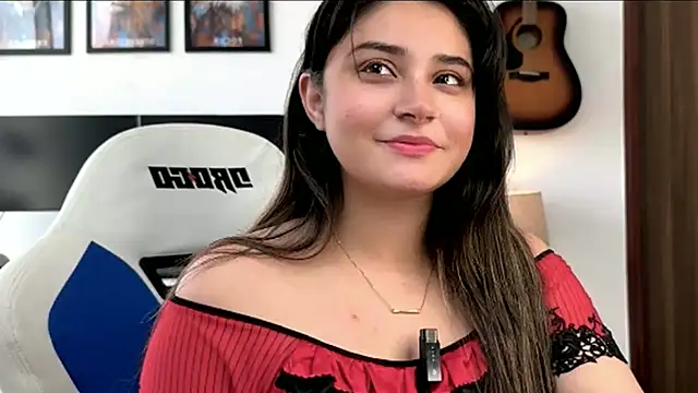 demieliss online show from May 12, 2026, 8:44 am