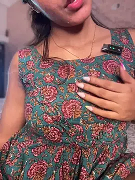 Snapshot of Goddess_sneha chatting on July 11, 2026, 6:49 am Goddess sneha online show from July 11, 2026, 6:49 am