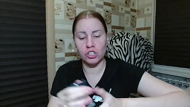 Snapshot of TherestlessKitty chatting on June 27, 2026, 10:15 pm TherestlessKitty online show from June 27, 2026, 10:15 pm