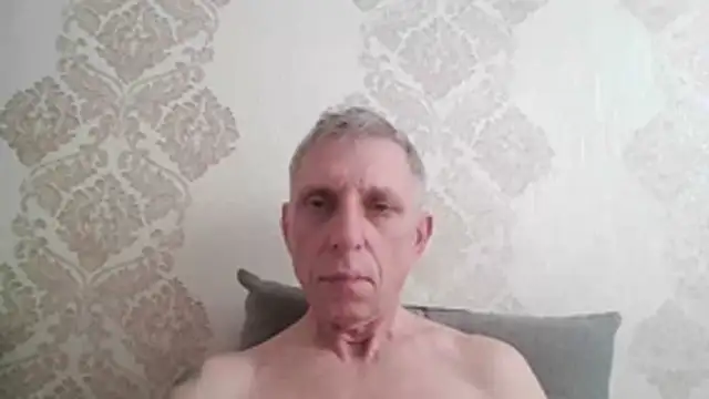 BobbyXRoyal online show from June 2, 2026, 4:36 am