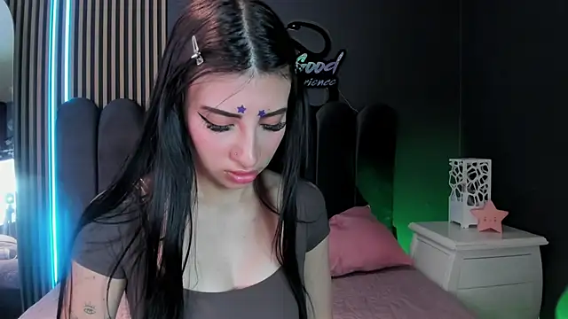 Nicolette ks  online show from June 30, 2026, 5:08 am