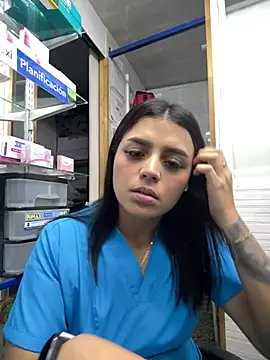 Snapshot of Sweett_Mollyy chatting on July 22, 2026, 12:46 am Sweett Mollyy online show from July 22, 2026, 12:46 am