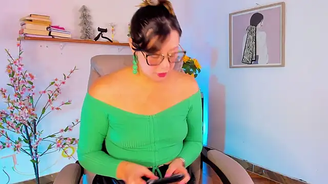 Snapshot of Chanelll_Taylorr_ chatting on June 14, 2026, 4:53 pm Chanelll Taylorr online show from June 14, 2026, 4:53 pm