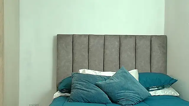 Snapshot of karina_lewis_ chatting on June 11, 2026, 5:38 am karina lewis online show from June 11, 2026, 5:38 am