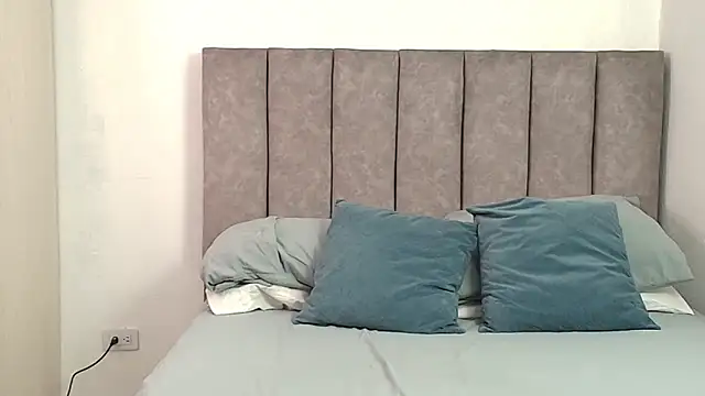 Snapshot of karina_lewis_ chatting on July 11, 2026, 5:54 am karina lewis online show from July 11, 2026, 5:54 am