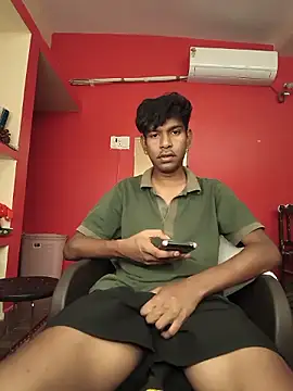 richardjames95 online show from July 17, 2026, 6:35 pm