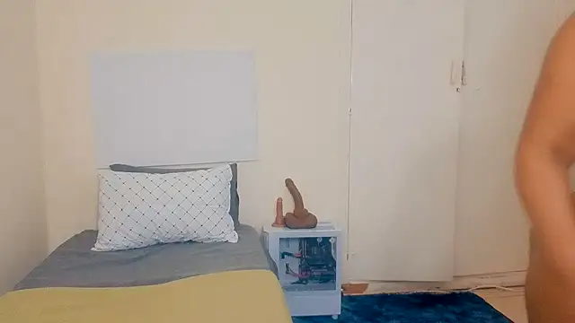 GiantBootyMilf online show from July 11, 2026, 6:32 pm