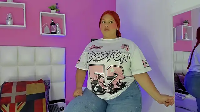 Alanna hot3 online show from July 16, 2026, 12:33 pm