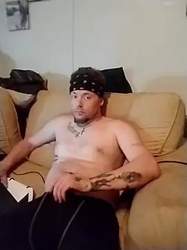 dadyyD95 online show from March 27, 2026, 6:08 am