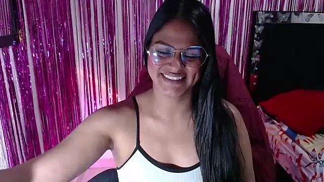 SweetAlmaa online show from May 10, 2026, 2:11 pm
