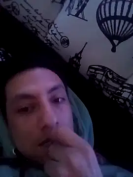 Snapshot of alexmoragomez chatting on April 20, 2026, 4:54 pm alexmoragomez online show from April 20, 2026, 4:54 pm