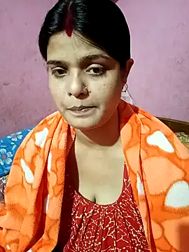Hot Pakhi online show from December 10, 2024, 4:56 am