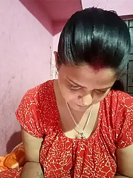 Hot Pakhi online show from January 8, 2025, 10:06 pm