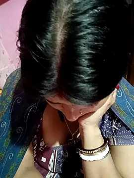Hot Pakhi online show from January 11, 2025, 2:58 pm