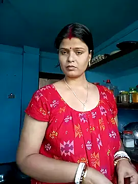 Hot Pakhi online show from February 5, 2025, 6:24 am