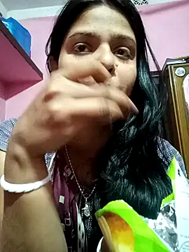 Hot Pakhi online show from February 10, 2025, 11:36 am