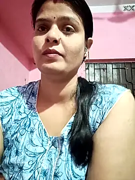 Hot Pakhi online show from March 22, 2025, 9:02 am