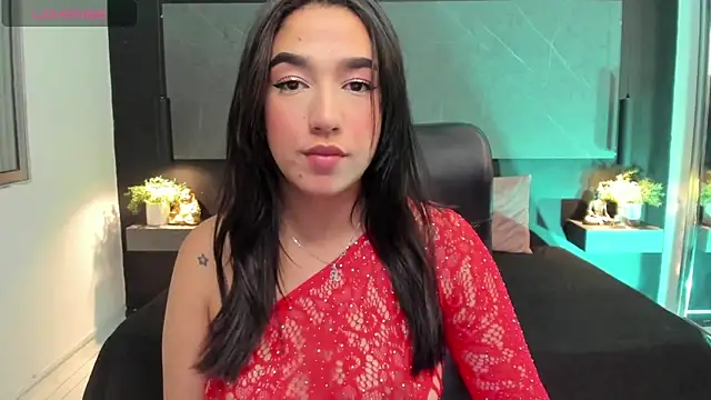 SaraaMills online show from April 15, 2026, 3:35 am