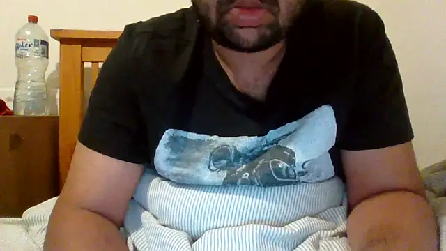 whoreboi98 online show from May 23, 2026, 10:47 pm