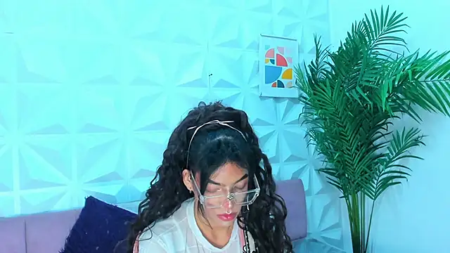 Briyit Doll online show from January 19, 2025, 9:55 am