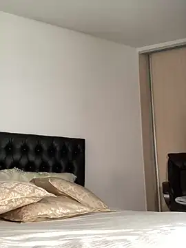 Goddess Squirt  online show from May 11, 2026, 2:17 am