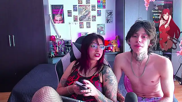 VampireLovers online show from July 2, 2026, 3:51 pm