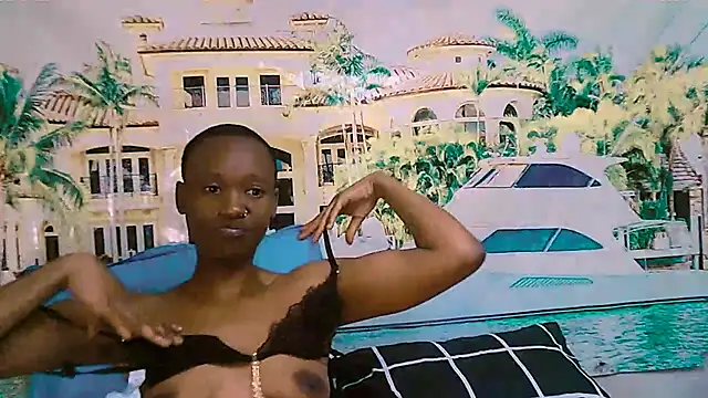Snapshot of EbonyOlive69 chatting on August 4, 2026, 9:39 pm EbonyOlive69 online show from August 4, 2026, 9:39 pm