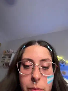 Snapshot of Mizztikaa chatting on June 28, 2026, 2:28 am Mizztikaa online show from June 28, 2026, 2:28 am