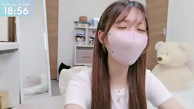 Snapshot of -SHINON- chatting on June 21, 2026, 9:56 am -SHINON- online show from June 21, 2026, 9:56 am