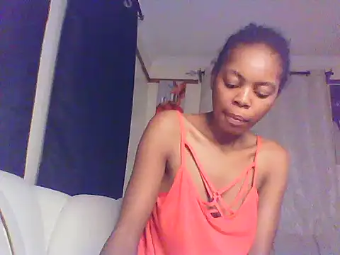 sweetanabella4 online show from June 19, 2026, 8:51 am