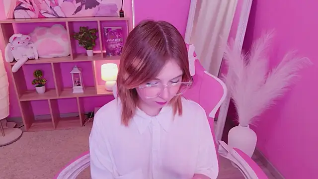 Snapshot of Coconut_Mia chatting on June 28, 2026, 4:46 pm Coconut Mia online show from June 28, 2026, 4:46 pm